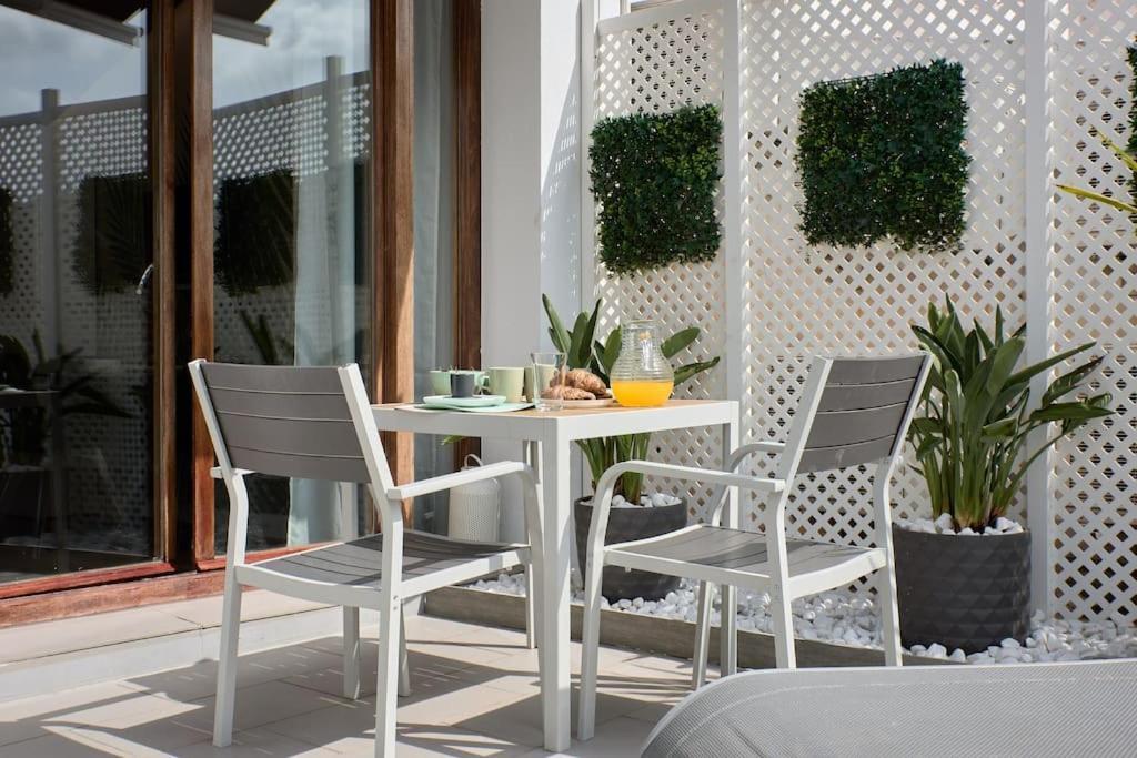 Sunny Cozy Penthouse With A Terrace At Plaza Del Carmen Appartement Valencia Buitenkant foto