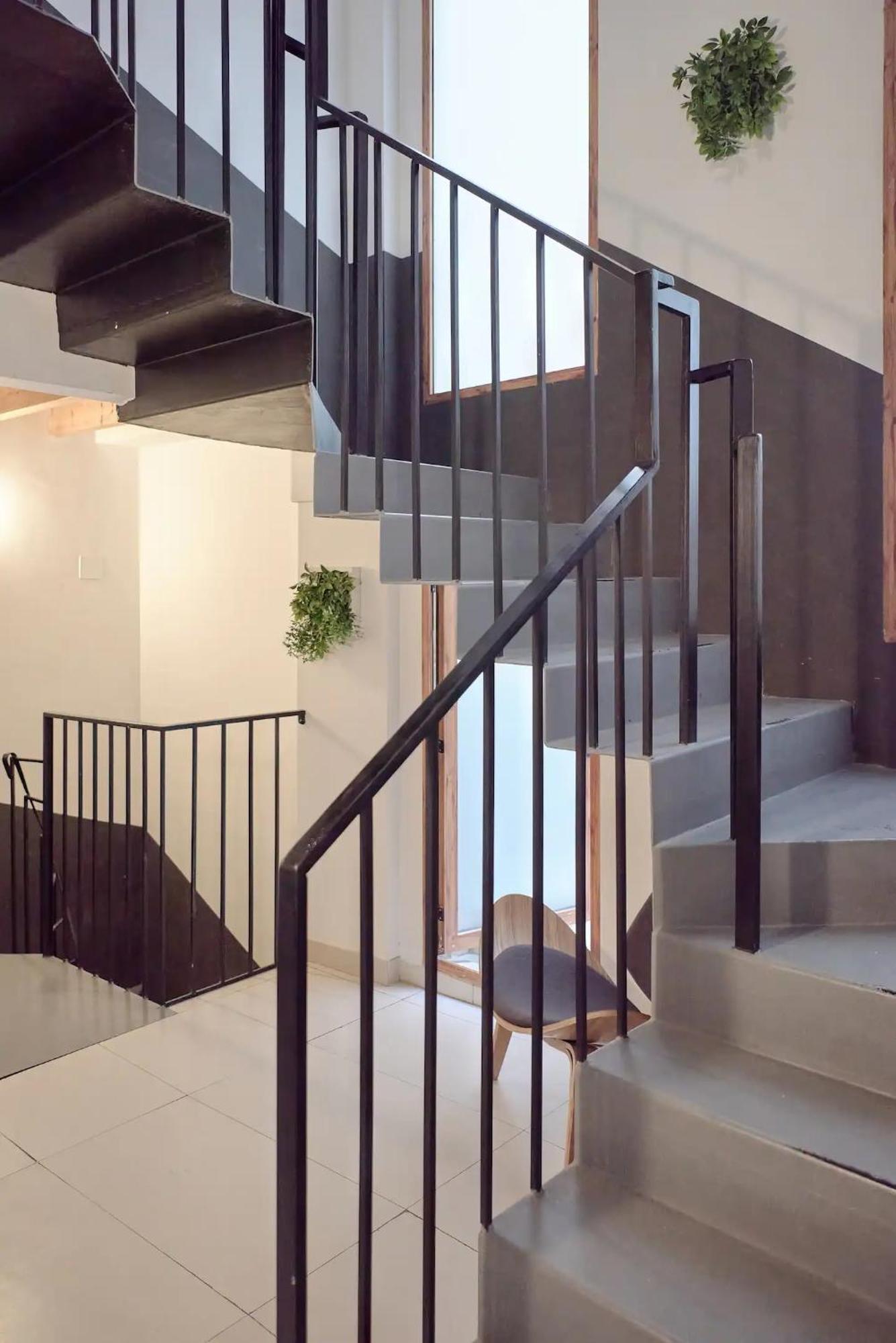 Sunny Cozy Penthouse With A Terrace At Plaza Del Carmen Appartement Valencia Buitenkant foto
